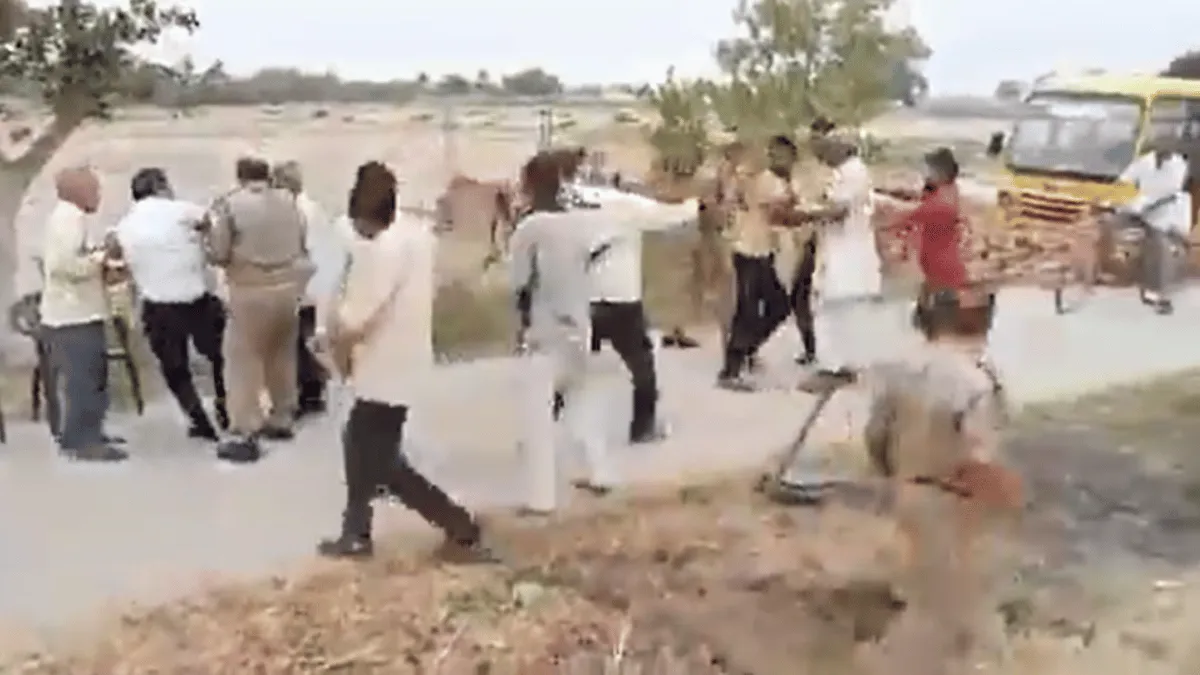 up-viral-video-angry-farmer-slaps-sdm-officer-twice-here-what-happened-next